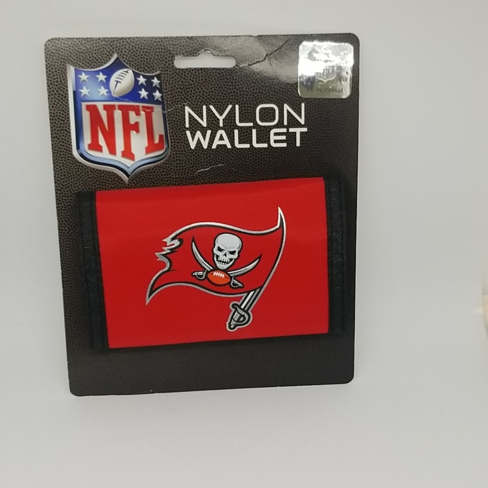 Tampa bay Buccaneers Nylon Trifold Wallet